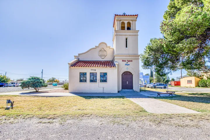 7728 Alameda Avenue, El Paso, Texas 79915