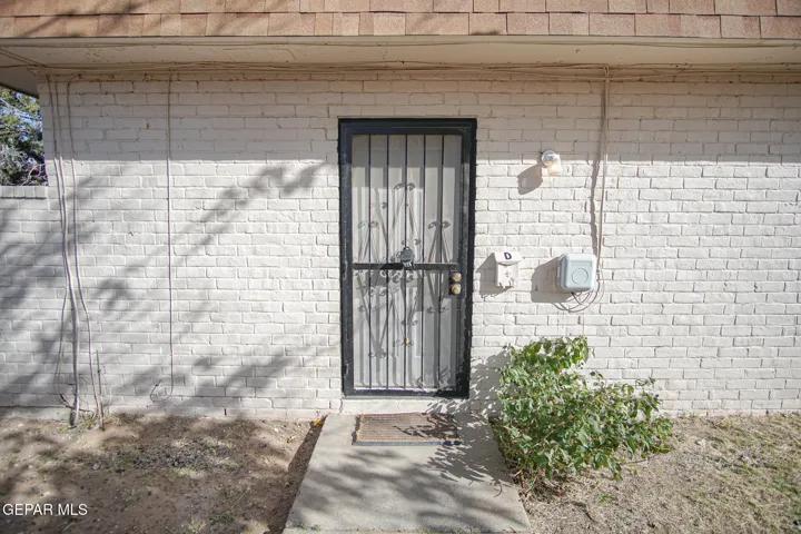 6701 Escondido Drive D, El Paso, Texas 79912