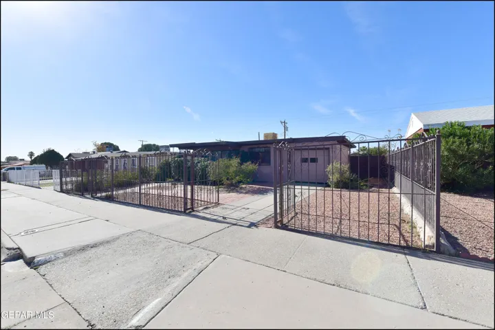 Gem in Central El Paso!