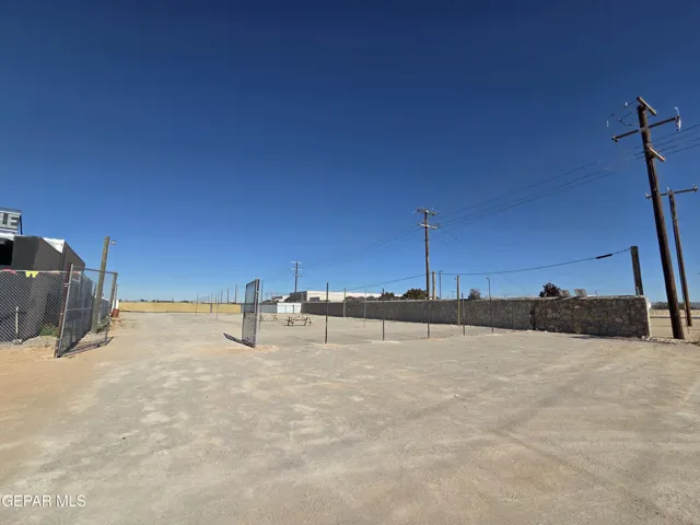 13481 Franklin F, El Paso, Texas 79938