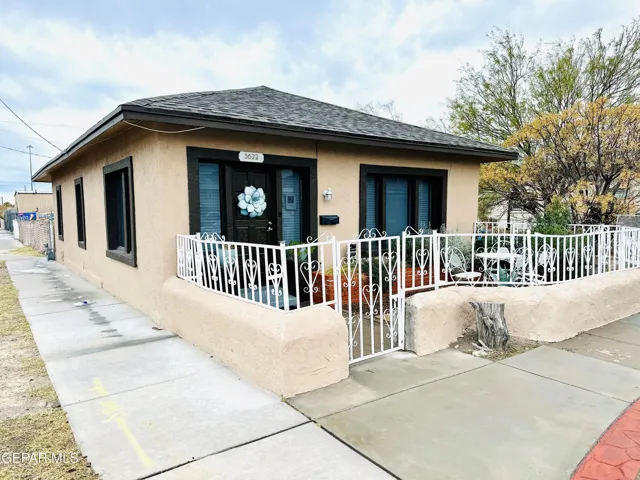 3622 Yandell Drive, El Paso, Texas 79903