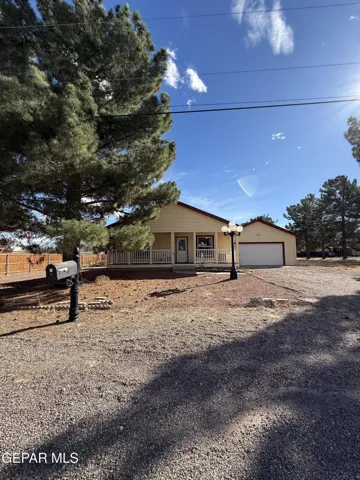 300 E Stockton Avenue, Alpine, Texas 99999