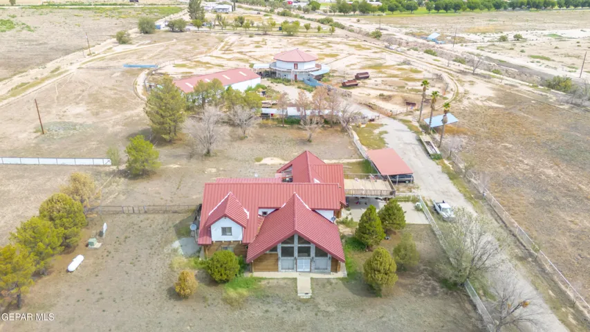 1100 S Vinton Road, Anthony, Texas 79821