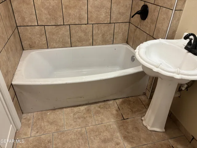 1170