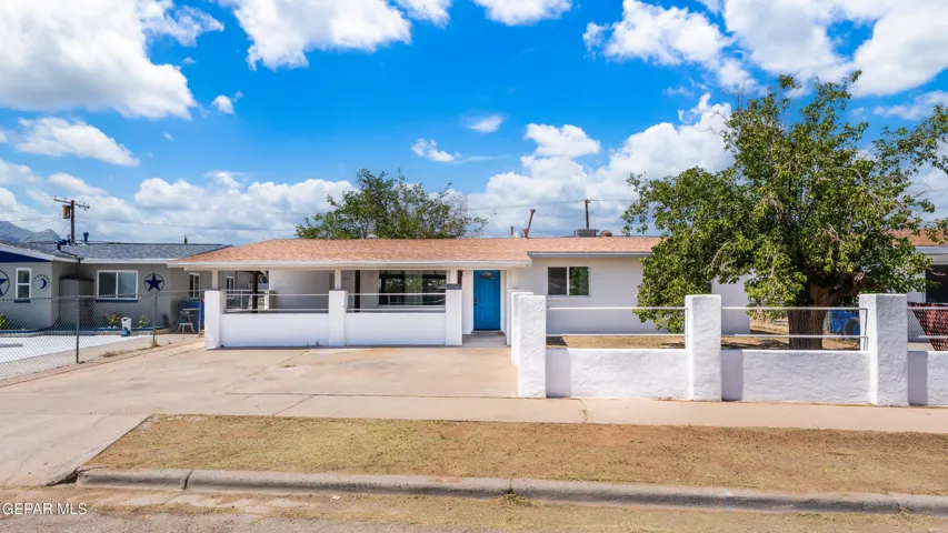 Talk about Curb Appeal!