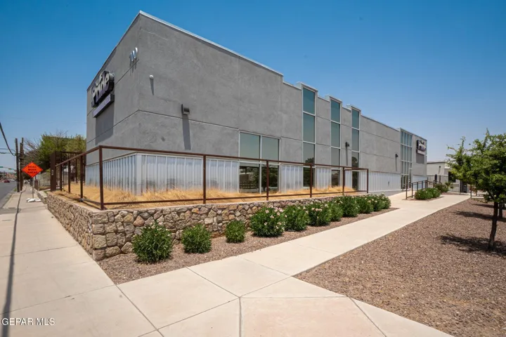 700 N Copia Street, El Paso, Texas 79903