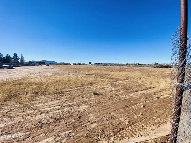2060 Green Tree Loop, Chaparral, New Mexico 88081