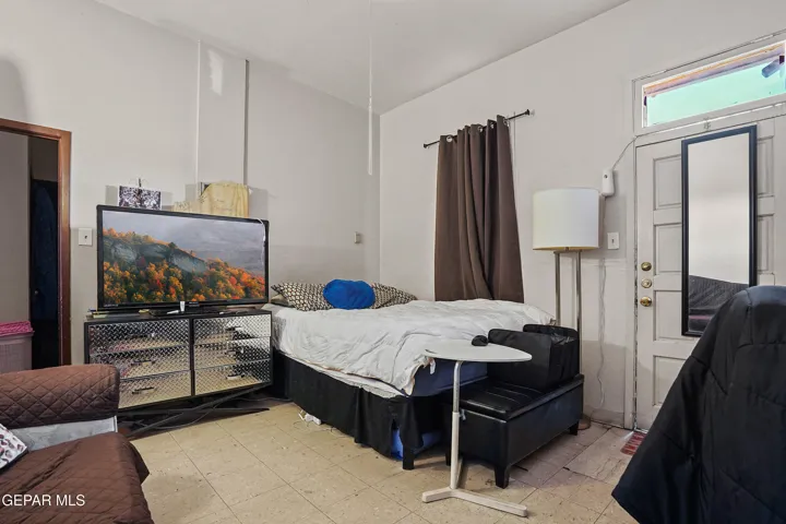 1170