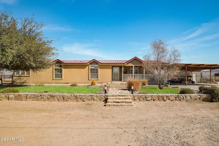 12435 Sugden Road, Clint, Texas 79836