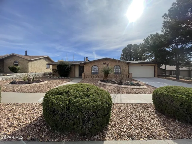 6628 Camino Fuente Drive, El Paso, Texas 79912