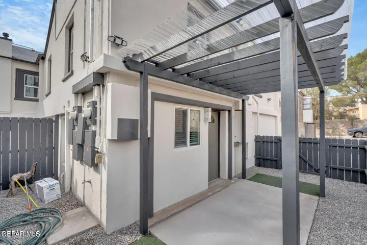 2404 N Kansas Street B, El Paso, Texas 79902