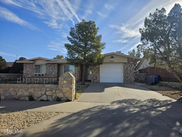 3340 Voss Drive, El Paso, Texas 79936