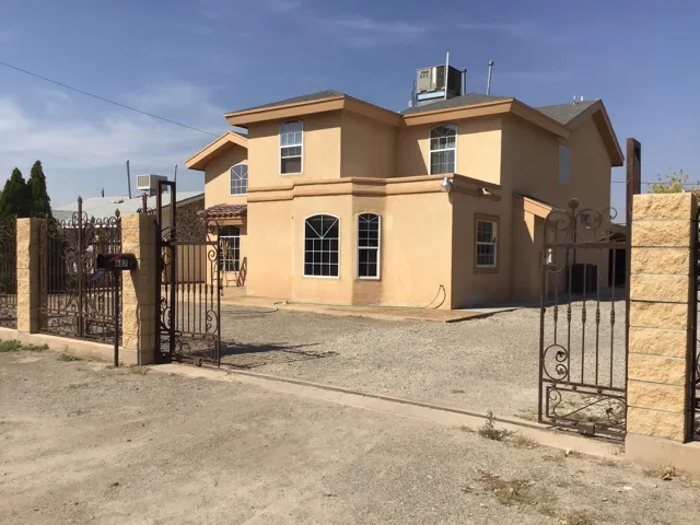 687 Supima Drive, Socorro, Texas 79927