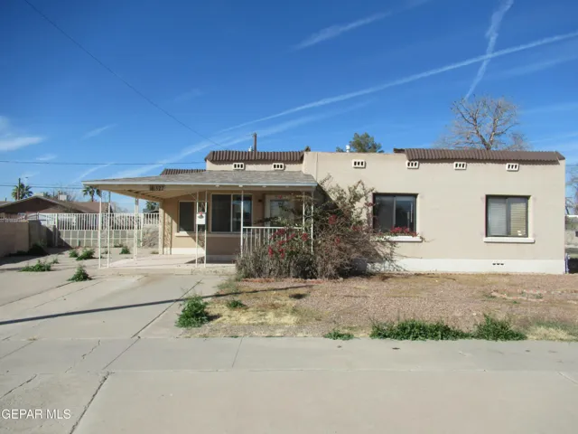 327 George Orr Road, El Paso, Texas 79915