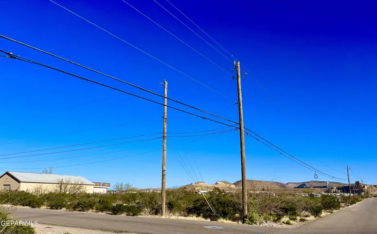 5301 Maraceli Avenue, Clint, Texas 79938