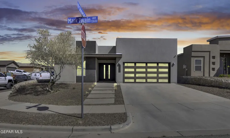12631 Mark Twain Avenue, El Paso, Texas 79928