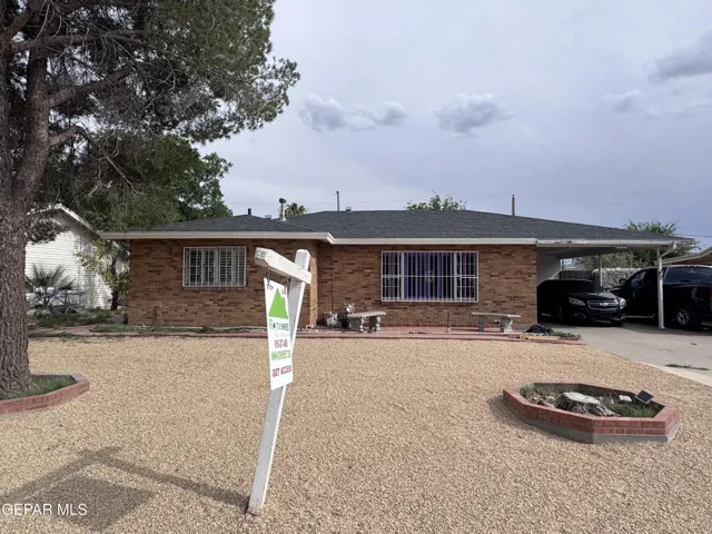 8208 Dempsey Avenue, El Paso, Texas 79925