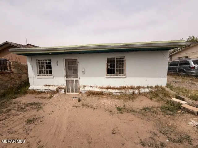 653 Lafayette Drive, El Paso, Texas 79915
