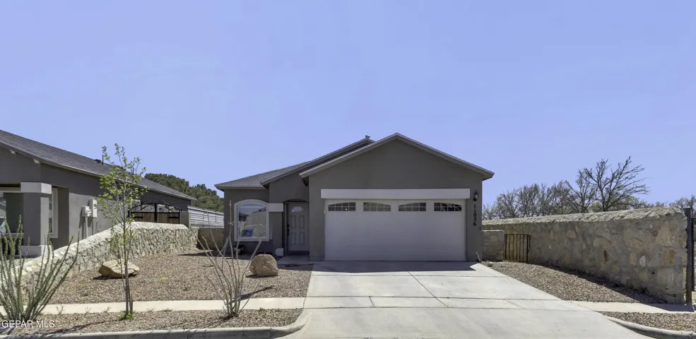 11056 Gem Valley Road, Socorro, Texas 79927