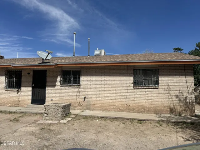7828 West Drive E, El Paso, Texas 79915