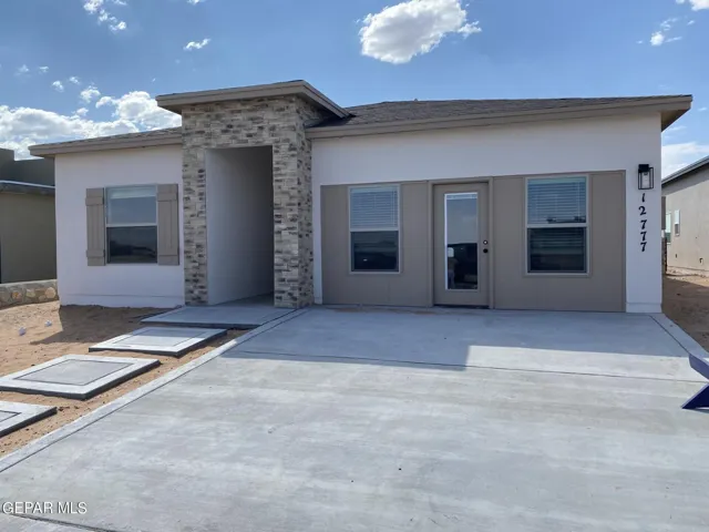 12777 Viendo Norte Drive, El Paso, Texas 79934