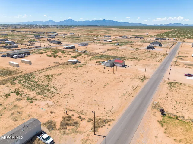 1348 Nambi Desert Drive, Chaparral, New Mexico 88081