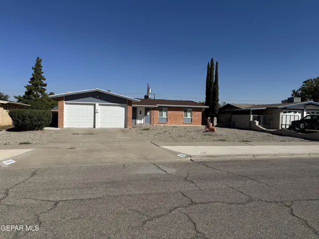 8701 Grover Drive, El Paso, Texas 79925