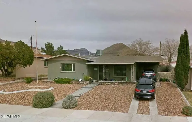 2705 Jackson Avenue, El Paso, Texas 79930