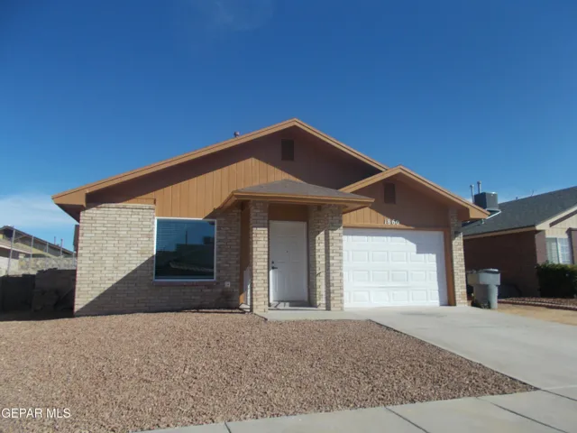 1860 Joan Francis Drive, El Paso, Texas 79928