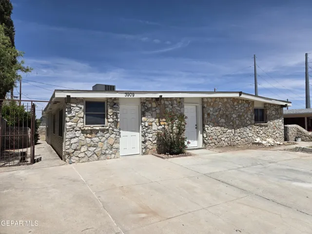 3909 Sunrise Avenue, El Paso, Texas 79904
