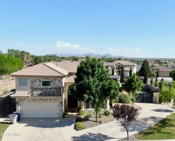 6004 Valle Espanola Lane, El Paso, Texas 79932