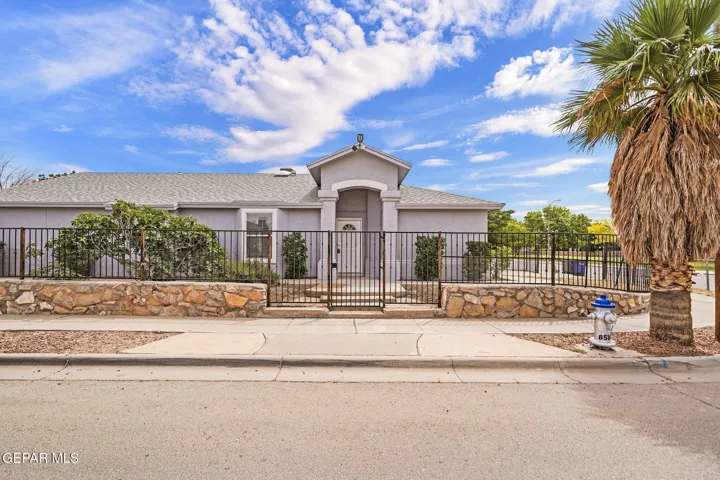11609 Bell Tower Drive, El Paso, Texas 79936