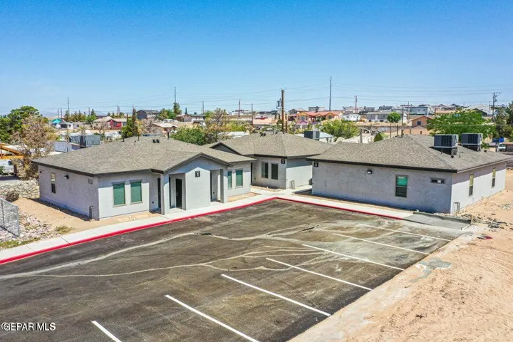 2 Duplex (6 units)