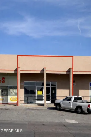 960 Chelsea Street, El Paso, Texas 79903