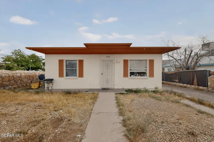 3304 Hamilton Avenue, El Paso, Texas 79930
