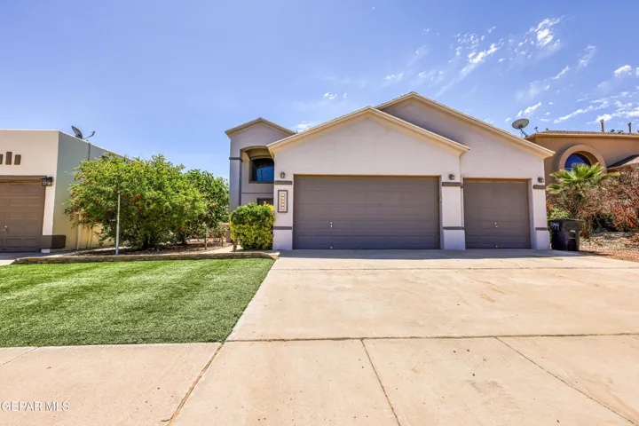 14044 Highweed Drive, Horizon City, Texas 79928