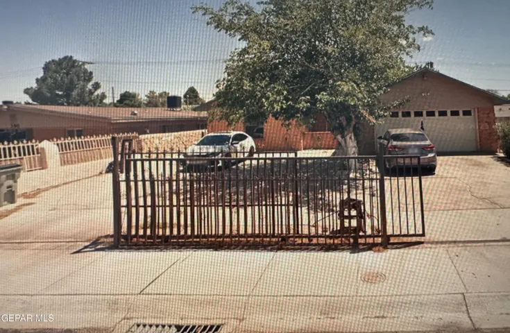386 Mccune Road B, El Paso, Texas 79915