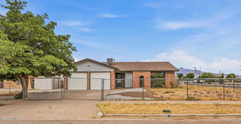10837 Gemstone Street, El Paso, Texas 79924