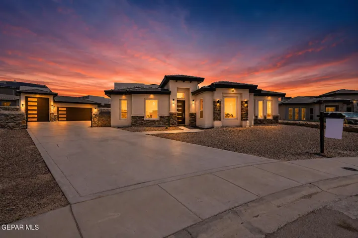 352 Emerald Tree Lane, Horizon City, Texas 79928
