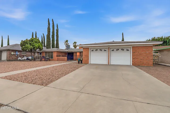 1840 Octubre Drive, El Paso, Texas 79935