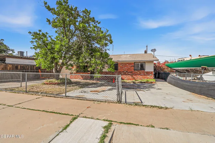 5021 Royal Drive, El Paso, Texas 79924