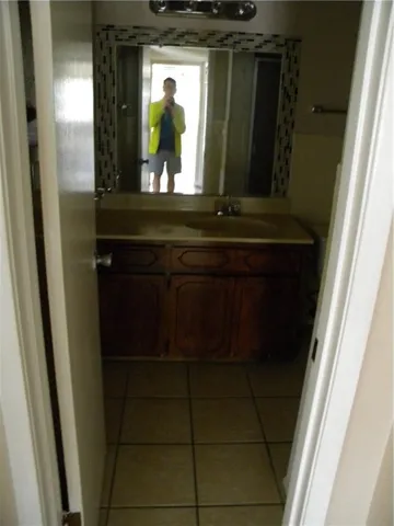 1170