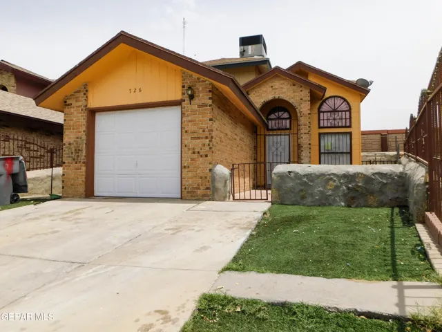 726 Medina, El Paso, Texas 79905
