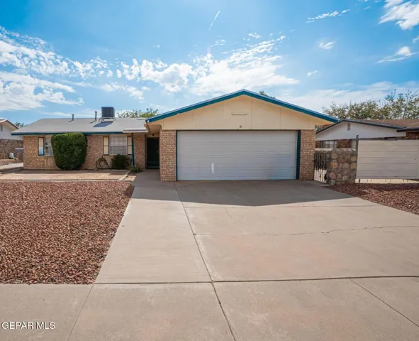 10712 Gay Brewer Drive, El Paso, Texas 79935