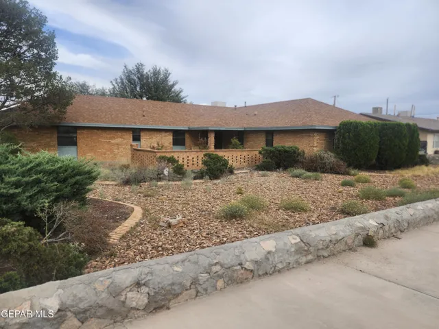 8600 Leo Street, El Paso, Texas 79904