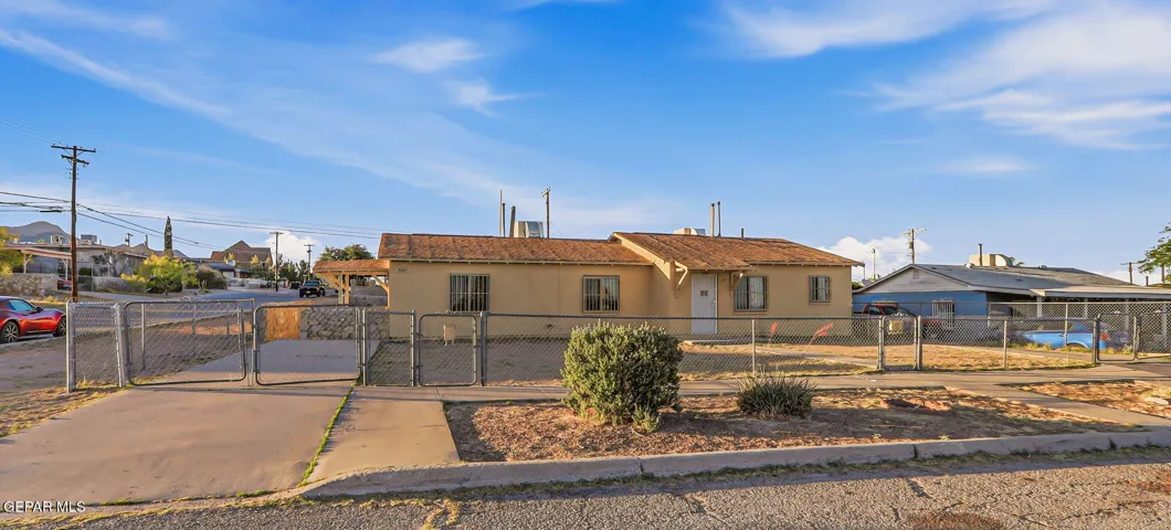 3601 Leavell Avenue, El Paso, Texas 79904