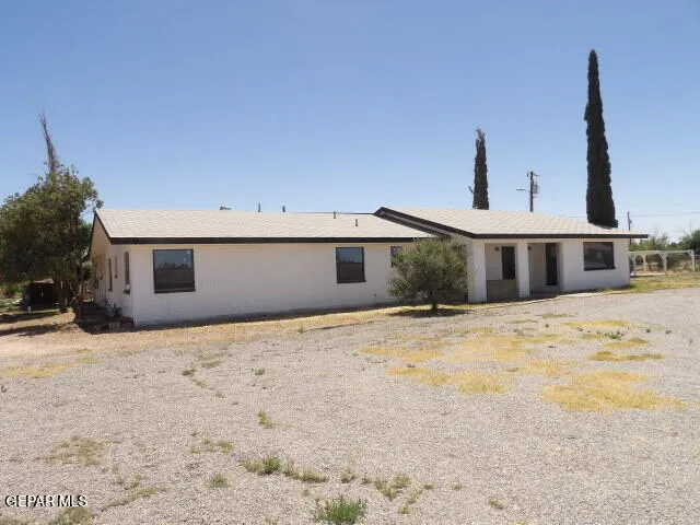 810 Gato Road, El Paso, Texas 79932