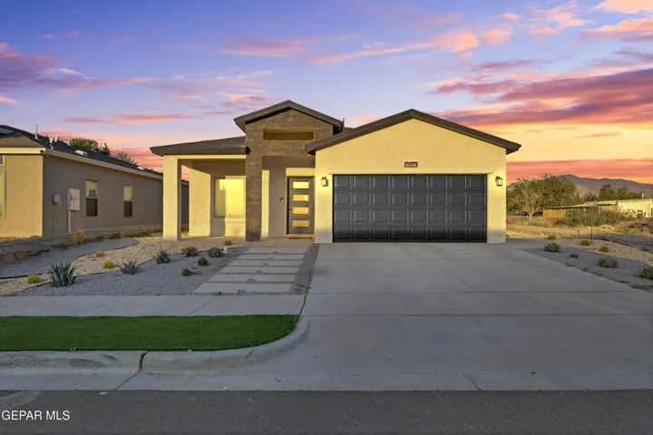7822 Estrella Street, Vinton, Texas 79821