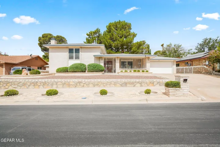 6217 Bandolero Drive, El Paso, Texas 79912