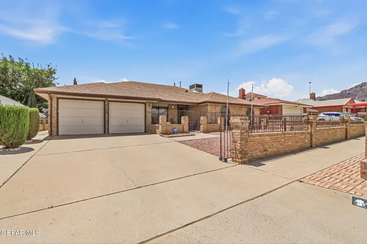 4520 Maj Sprague Avenue, El Paso, Texas 79924